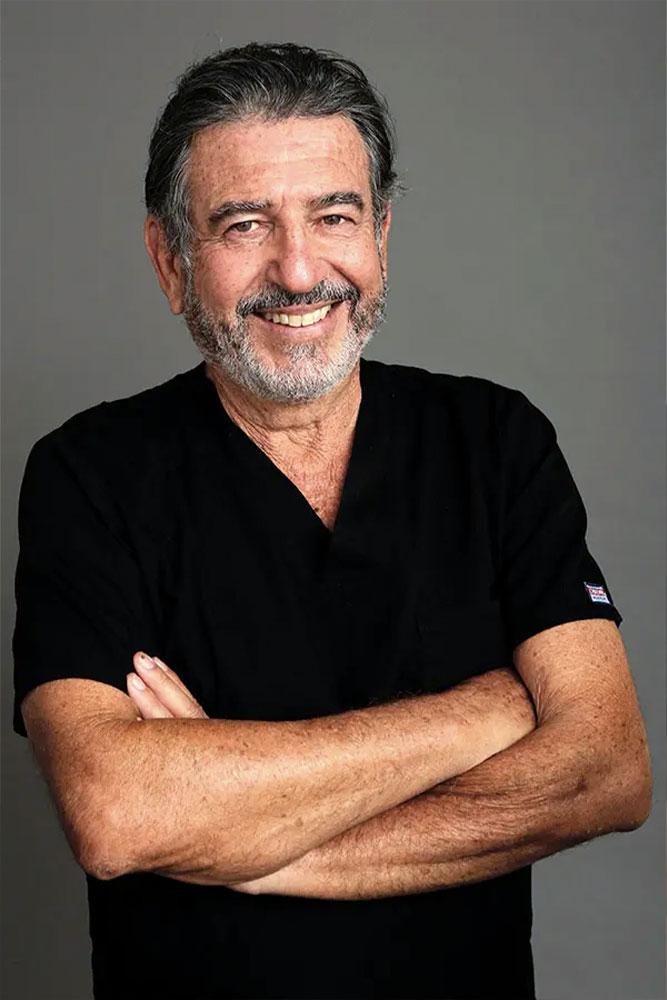 Dr. José Manuel Navarro - Centro Branemark Las Palmas