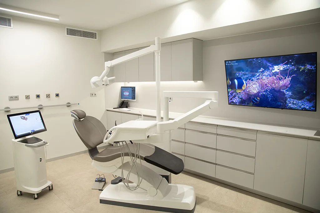 Equipos dentales INTEGO Y SINIUS DE SIRONA