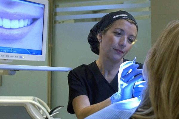 Tratamientos de estética y restauración dental en Clínica Dental Brånemark Las Palmas